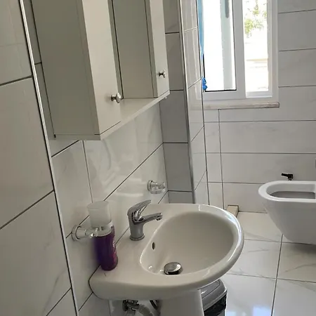 Aparthotel Ornela Shengjin